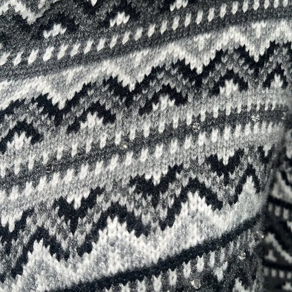 Talbots Women’s Grandmacore Lambswool Blend Beaded Cardigan Sweater Size Small - Picture 5 of 8